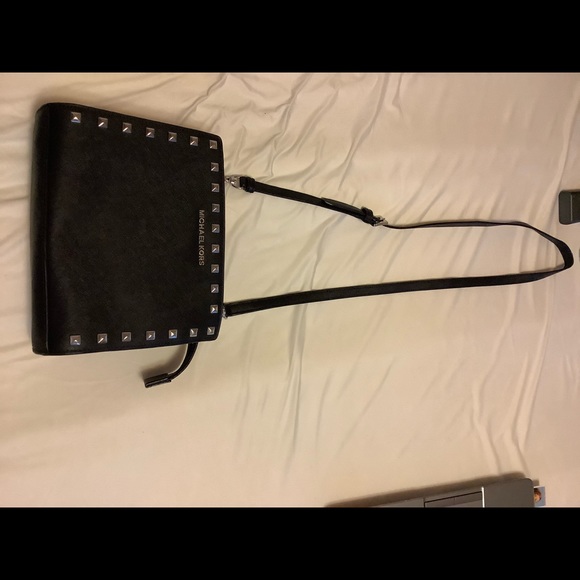 Michael KORS Crossbody - Picture 2 of 7